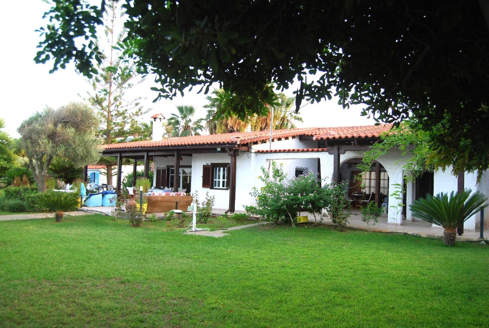 Villa Akrata Exterior foto