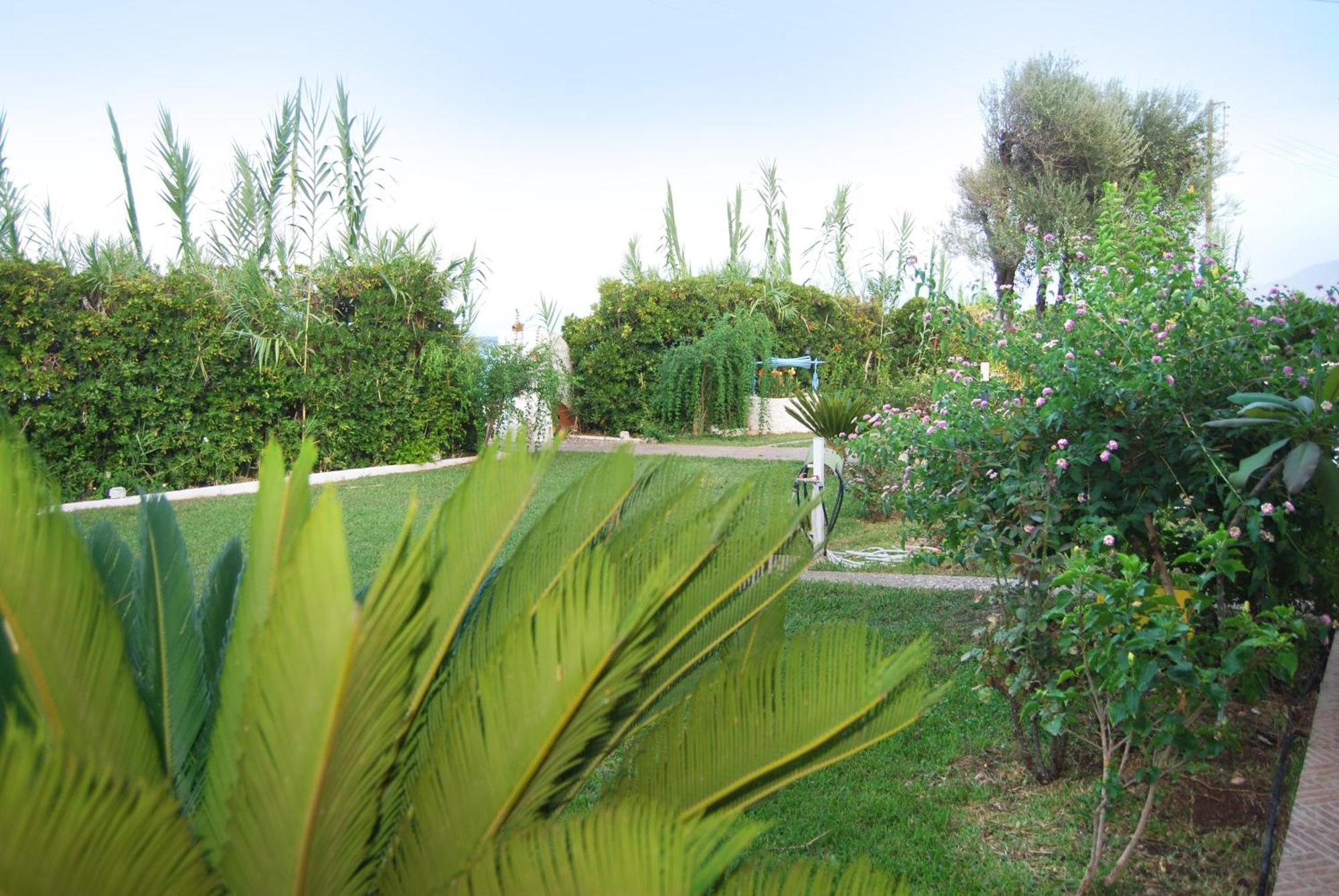 Villa Akrata Exterior foto