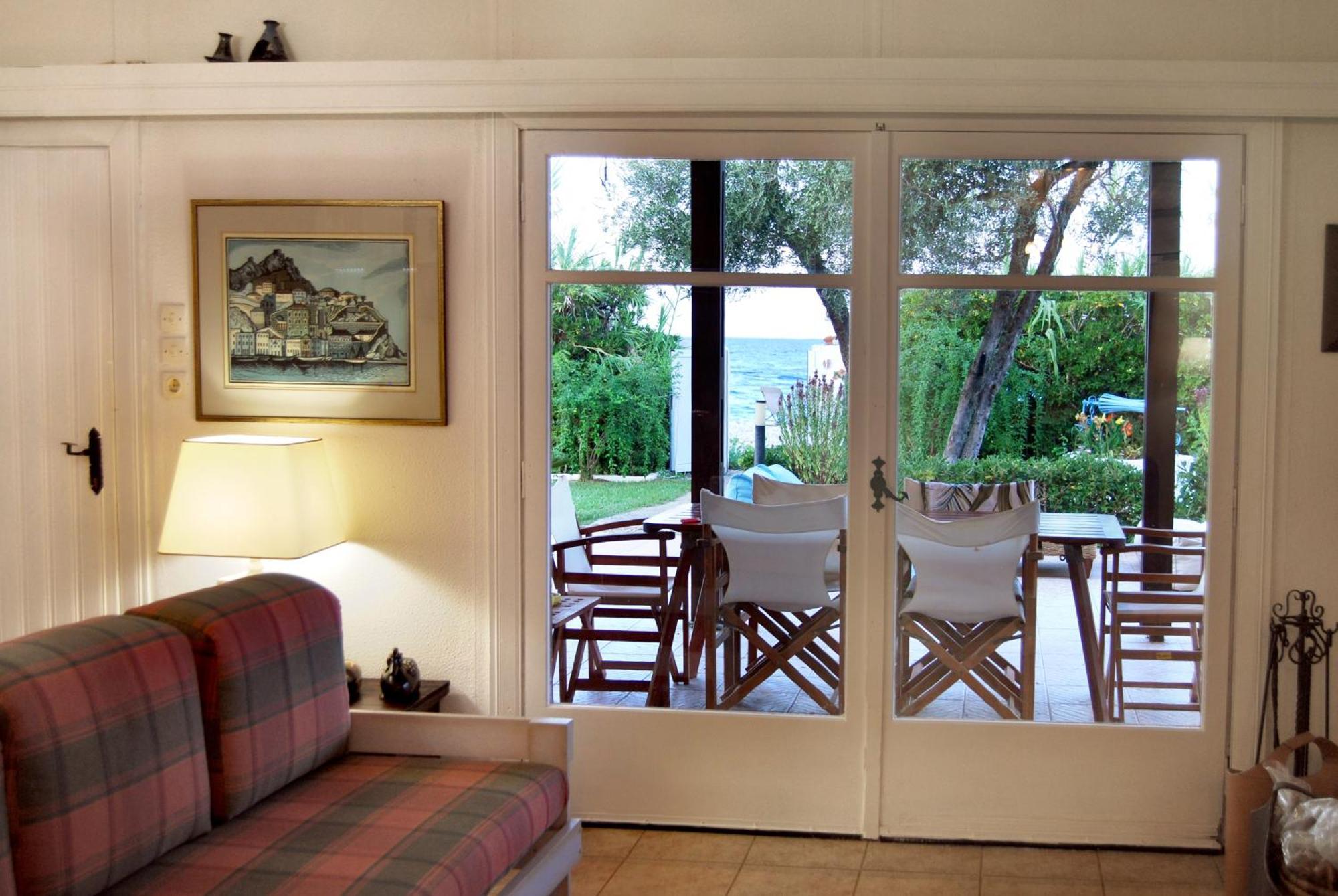 Villa Akrata Exterior foto