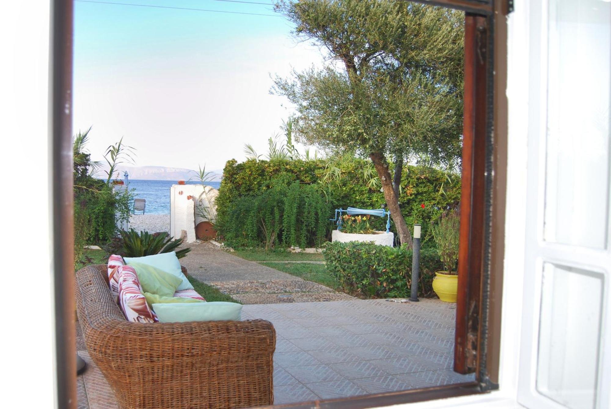Villa Akrata Exterior foto